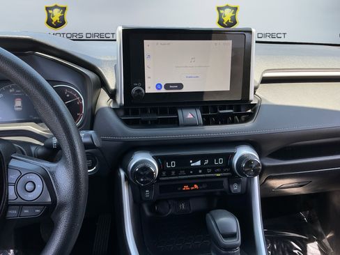 Used 2025 Toyota RAV4 XLE image 13