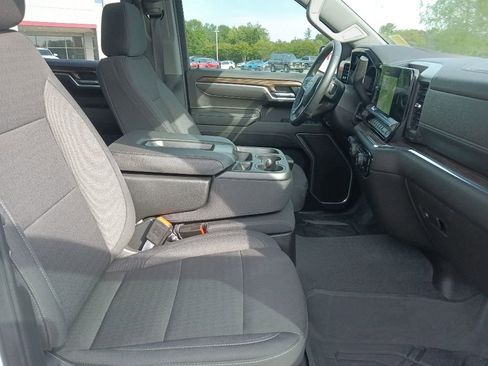 Used 2025 Chevrolet Silverado 1500 LT w/ Work Truck Package AWD/4WD image 31