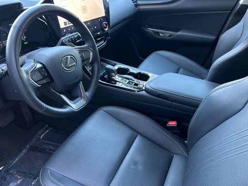 Used 2025 Lexus NX 350h AWD w/ Premium Package image 11