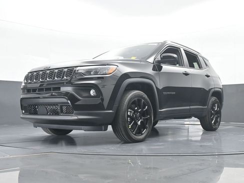 New 2026 Jeep Compass Latitude image 52
