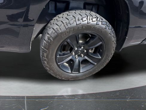 Used 2023 RAM 1500 Big Horn image 12