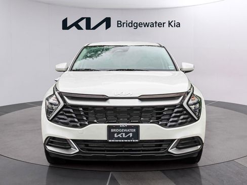 Certified 2023 Kia Sportage LX AWD/4WD image 2
