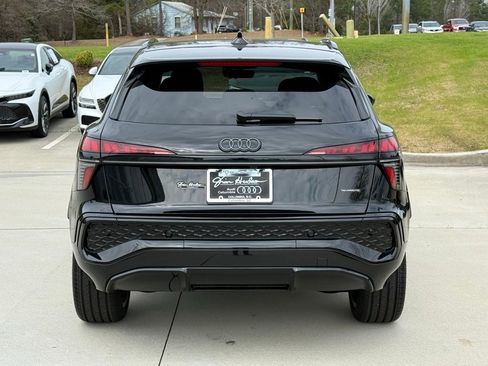 New 2026 Audi Q3 quattro 2.0T image 13