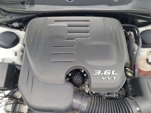 Used 2017 Dodge Challenger SXT RWD image 30