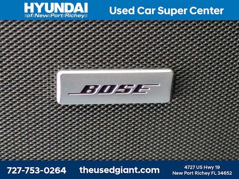 Used 2022 GMC Yukon XL Denali w/ Denali Premium Package image 39