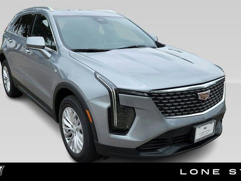 Certified 2024 Cadillac XT4 Luxury w/ Cold Weather Package image 1