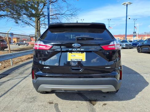 Certified 2023 Ford Edge SEL w/ Convenience Package image 7