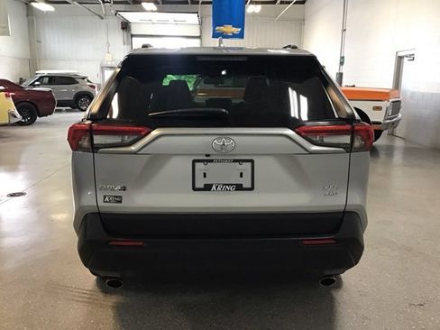 Used 2024 Toyota RAV4 XLE AWD/4WD image 4