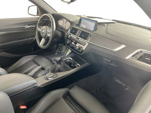 Used 2018 BMW M2 image 29
