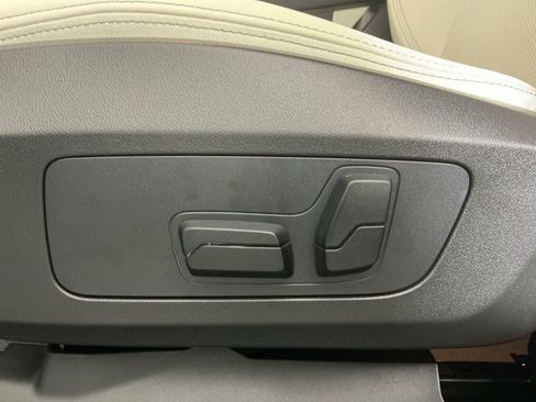 New 2026 BMW X1 xDrive28i w/ Convenience Package image 21