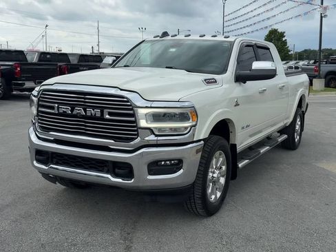 Used 2022 RAM 2500 Laramie AWD/4WD image 2