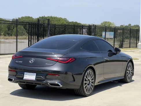 Used 2024 Mercedes-Benz CLE 300 4MATIC Coupe image 4