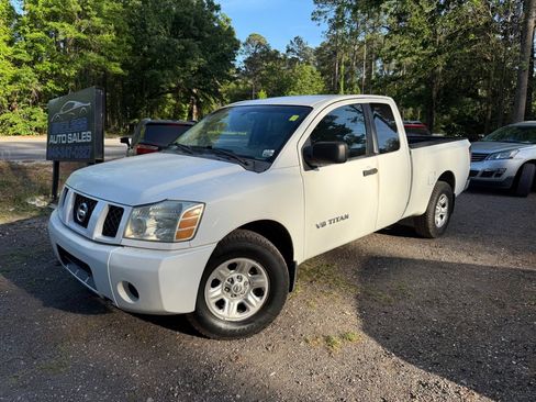 Used 2007 Nissan Titan XE w/ Preferred Pkg image 1