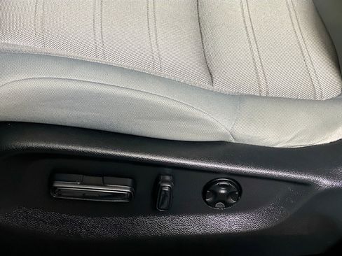 Used 2021 Honda CR-V EX image 15