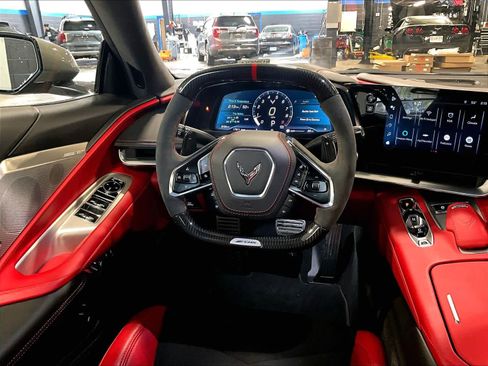 Used 2024 Chevrolet Corvette Z06 image 17