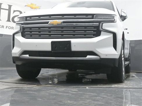 Used 2023 Chevrolet Suburban Premier image 56