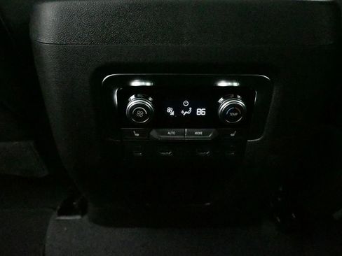 New 2026 GMC Yukon XL AT4 w/ AT4 Premium Plus Package AWD/4WD image 20