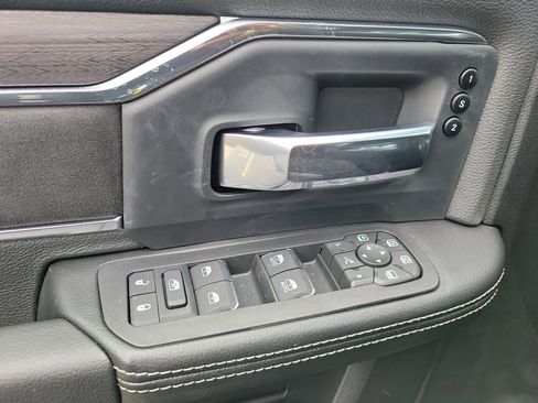New 2026 RAM 2500 Laramie w/ Night Edition AWD/4WD image 16