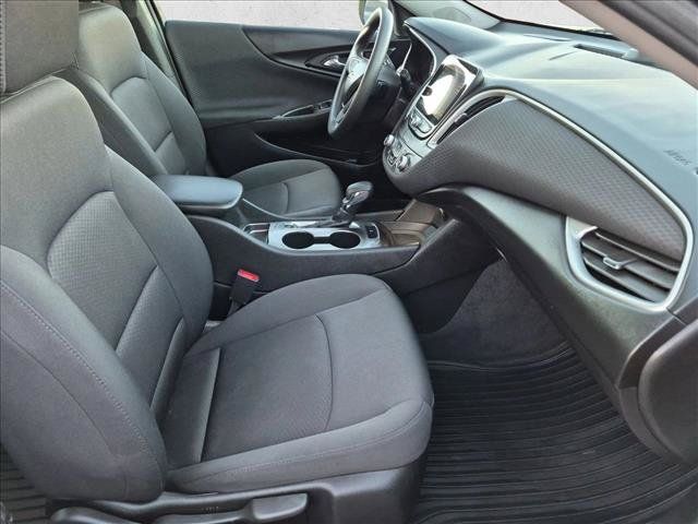 Used 2023 Chevrolet Malibu LS FWD image 27