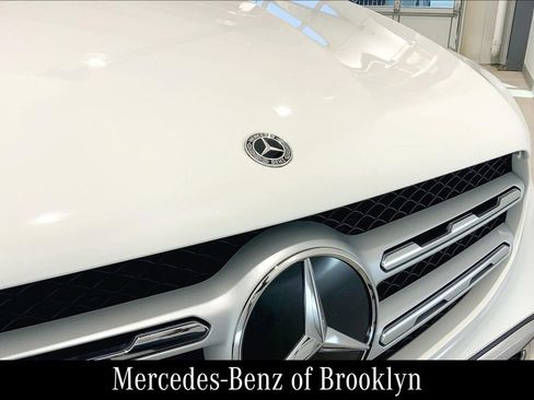 Certified 2022 Mercedes-Benz GLC 300 4MATIC image 32