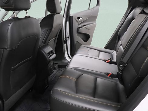 Used 2022 Chevrolet Equinox Premier image 26