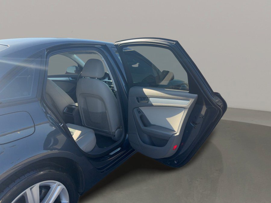 Used 2010 Audi A4 2.0T Premium w/ Bluetooth/Homelink Pkg FWD image 14