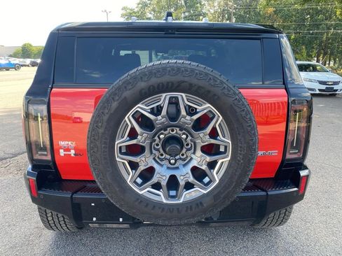 Used 2026 GMC Hummer EV SUV AWD/4WD image 4
