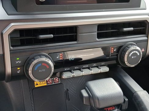 Certified 2025 Toyota 4Runner TRD Off-Road AWD/4WD image 16