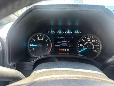 Used 2020 Ford F150 XLT w/ Equipment Group 302A Luxury AWD/4WD image 9