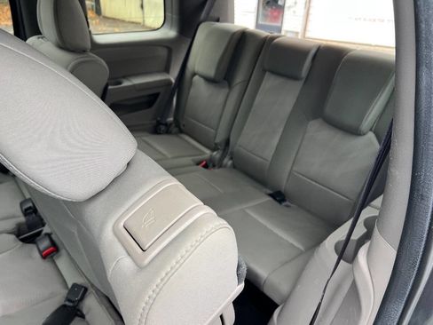 Used 2012 Honda Pilot LX image 25