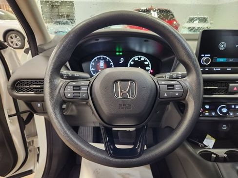 Used 2024 Honda HR-V LX image 18