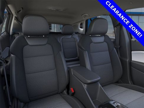 New 2025 Chevrolet Trax LT w/ Driver Confidence Package image 16