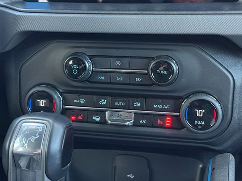 Used 2024 Ford Bronco Black Diamond image 33