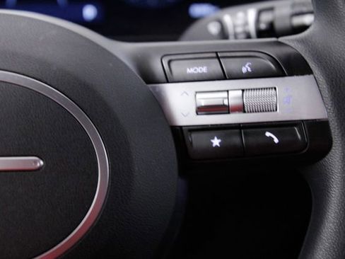 Used 2025 Hyundai Santa Cruz SEL image 25