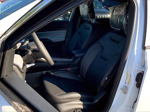 New 2023 Jeep Compass Latitude w/ Sun and Sound Group image 13