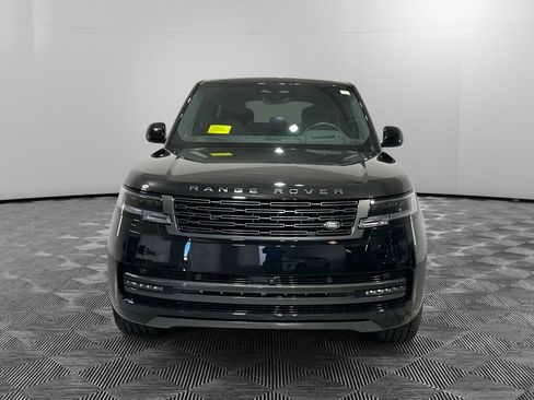 Used 2025 Land Rover Range Rover SE AWD/4WD image 8