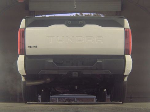 Used 2023 Toyota Tundra SR5 w/ SR5 Convenience Package AWD/4WD image 5
