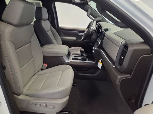 New 2026 GMC Sierra 1500 SLT w/ SLT Premium Plus Package image 16