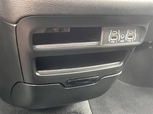 Used 2024 Chrysler Pacifica Touring-L w/ S Appearance Package image 28