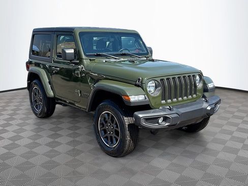 Used 2021 Jeep Wrangler Sport image 4