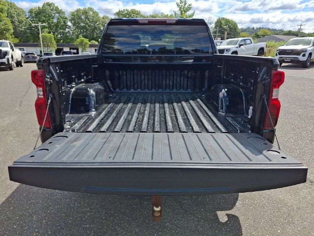 Used 2022 Chevrolet Silverado 1500 LT AWD/4WD image 32