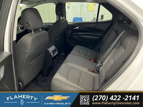 Used 2019 Chevrolet Equinox LT w/ Sun & Navigation Package FWD image 11