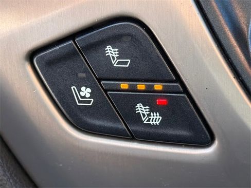 Used 2018 GMC Sierra 3500 Denali w/ Duramax Plus Package image 30