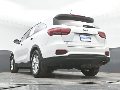 Used 2020 Kia Sorento LX image 42