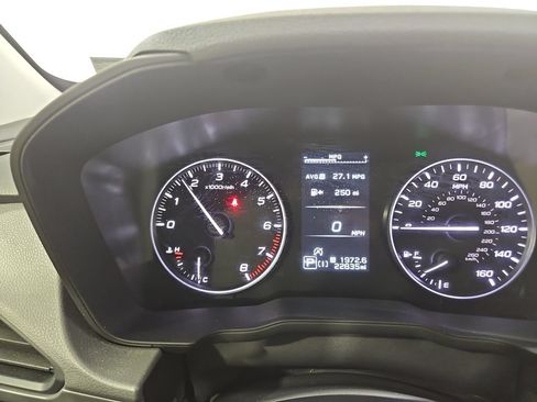 Certified 2024 Subaru Crosstrek 2.0i Premium AWD/4WD image 17