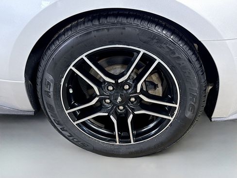 Used 2019 Ford Mustang Coupe image 35