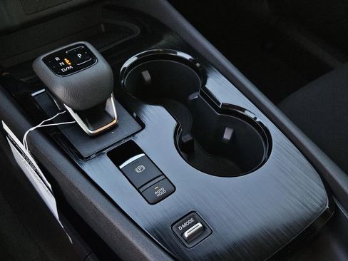 New 2026 Nissan Rogue S image 18