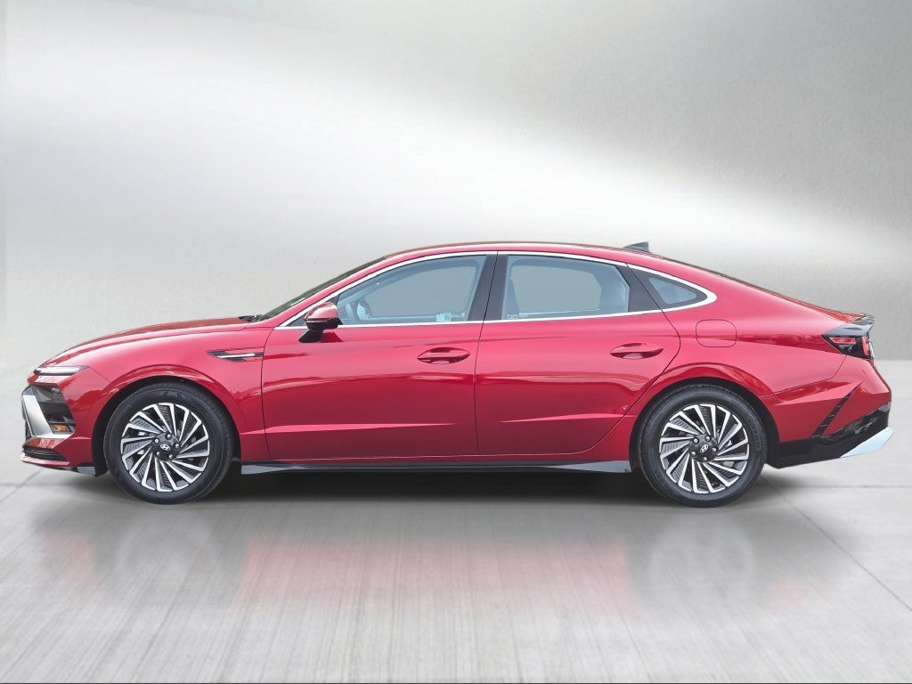 Used 2024 Hyundai Sonata SEL FWD image 6