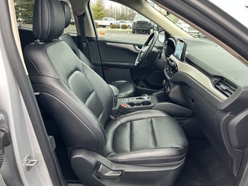 Used 2020 Ford Escape SE Sport image 28