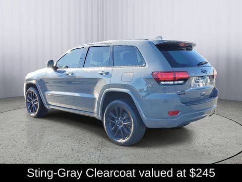 Used 2020 Jeep Grand Cherokee Altitude image 4